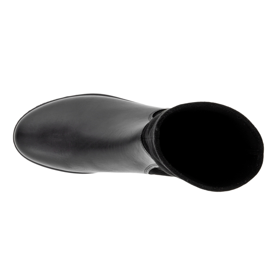 Te Ir Skaista Melna Lv