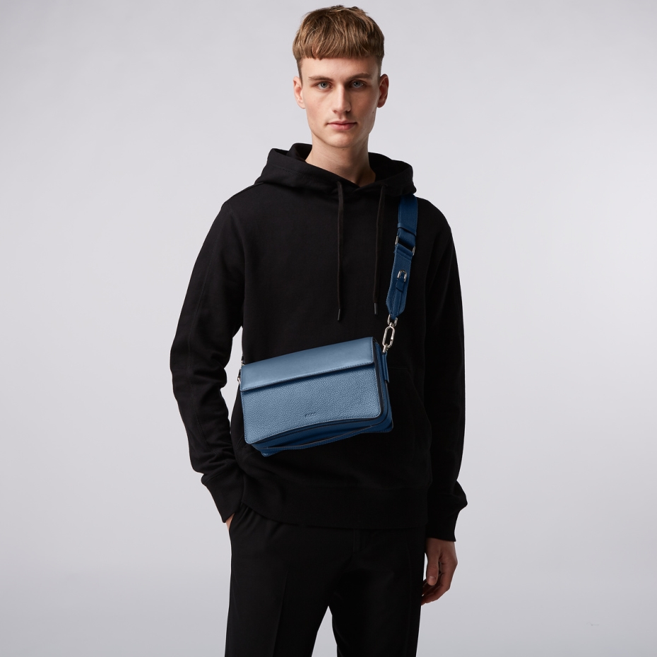 Fuchsia Textureblock Kasešu Soma Pilna Izmēra Ecco Lv